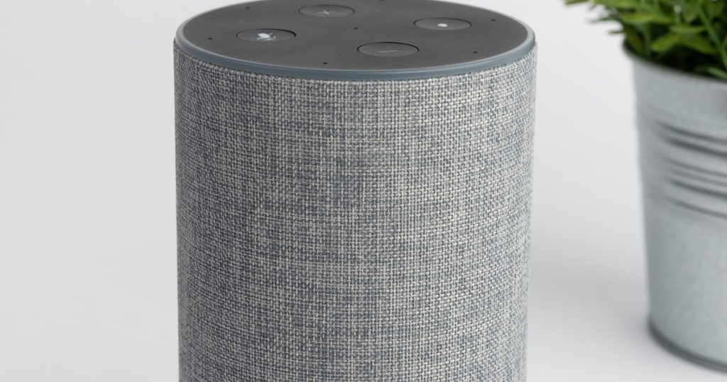 Asistentes voz ecommerce Alexa Google Siri